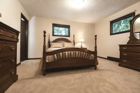 5091 West Murray Drive Dixon IL 61021