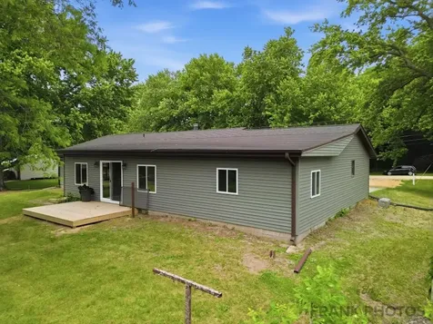 5091 West Murray Drive Dixon IL 61021
