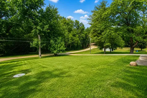 5091 West Murray Drive Dixon IL 61021