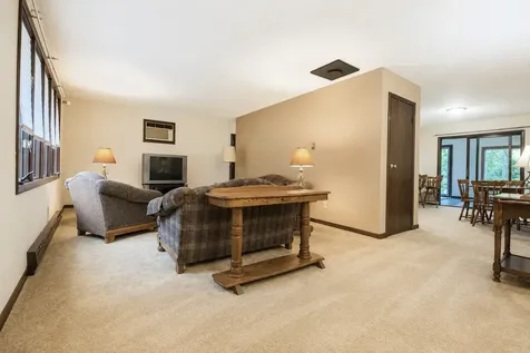 5091 West Murray Drive Dixon IL 61021