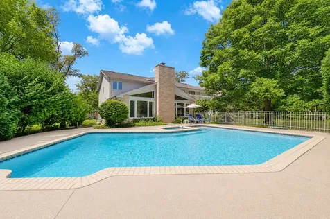 2721 Acacia Terrace Buffalo Grove IL 60089
