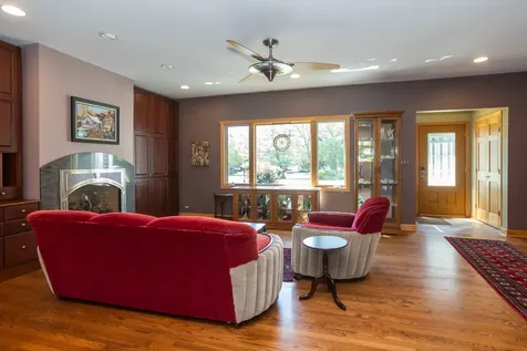3404 Meadow Lane Glenview IL 60025