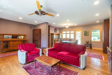 3404 Meadow Lane Glenview IL 60025