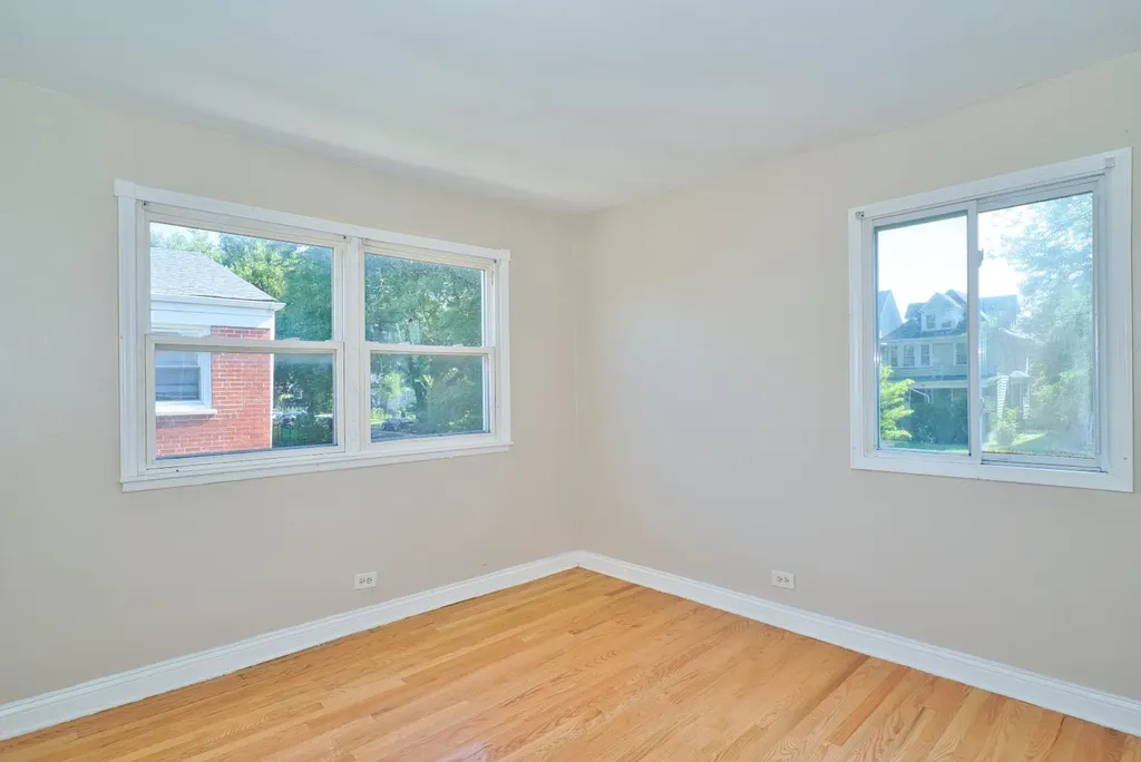 118 North Menard Avenue Chicago IL 60644