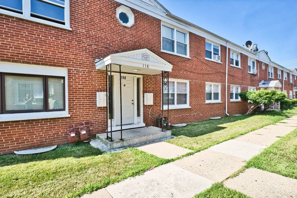 118 North Menard Avenue Chicago IL 60644