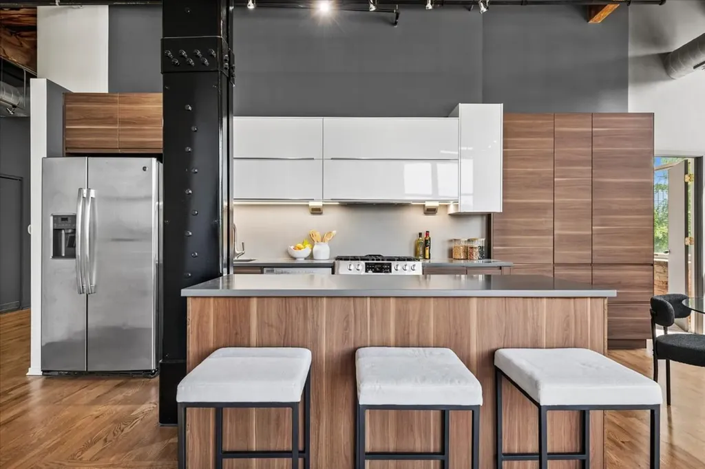1500 West Monroe Street Chicago IL 60607