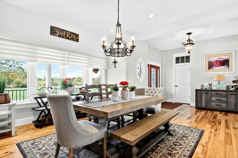 820 Peninsula Drive Wauconda IL 60084