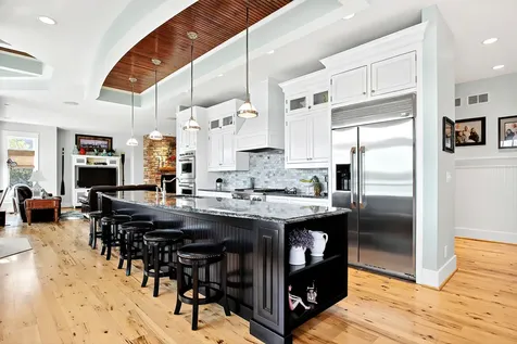 820 Peninsula Drive Wauconda IL 60084