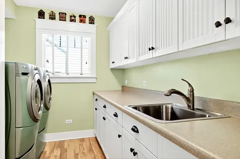 820 Peninsula Drive Wauconda IL 60084