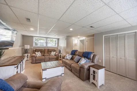 1513 Ronzheimer Avenue St. Charles IL 60174