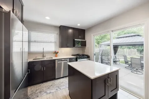 1513 Ronzheimer Avenue St. Charles IL 60174
