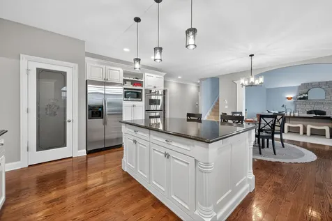 39W696 Henry David Thoreau Place St. Charles IL 60175