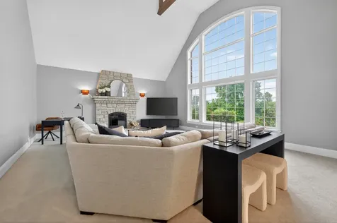 39W696 Henry David Thoreau Place St. Charles IL 60175