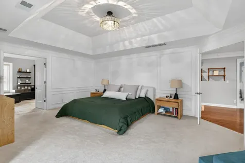39W696 Henry David Thoreau Place St. Charles IL 60175