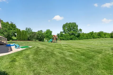 39W696 Henry David Thoreau Place St. Charles IL 60175