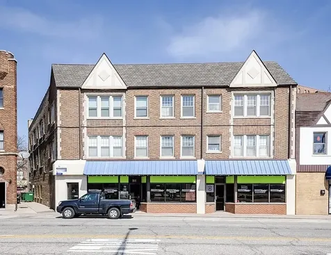 18 East Northwest Highway Arlington Heights IL 60004