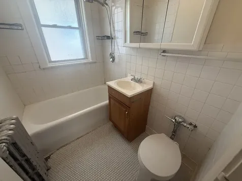 18 East Northwest Highway Arlington Heights IL 60004