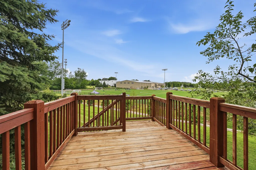 2320 Hudson Circle Aurora IL 60502
