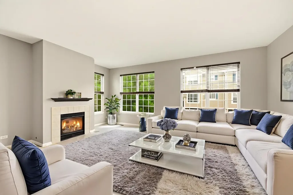 2320 Hudson Circle Aurora IL 60502