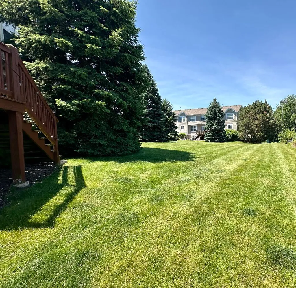 2320 Hudson Circle Aurora IL 60502