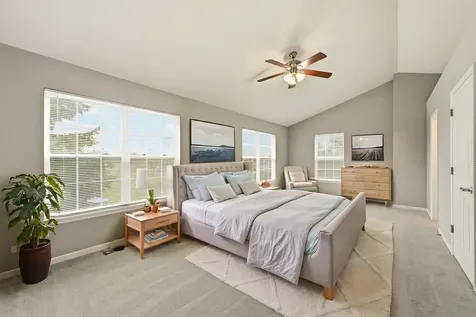 2320 Hudson Circle Aurora IL 60502