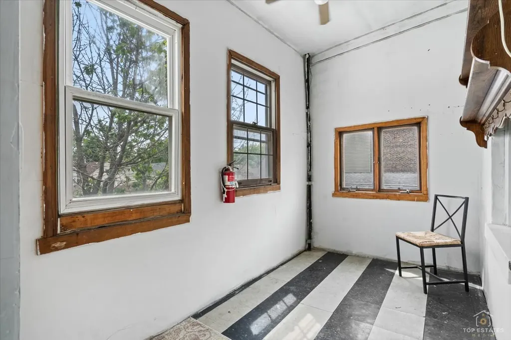 3645 South Wood Street Chicago IL 60609