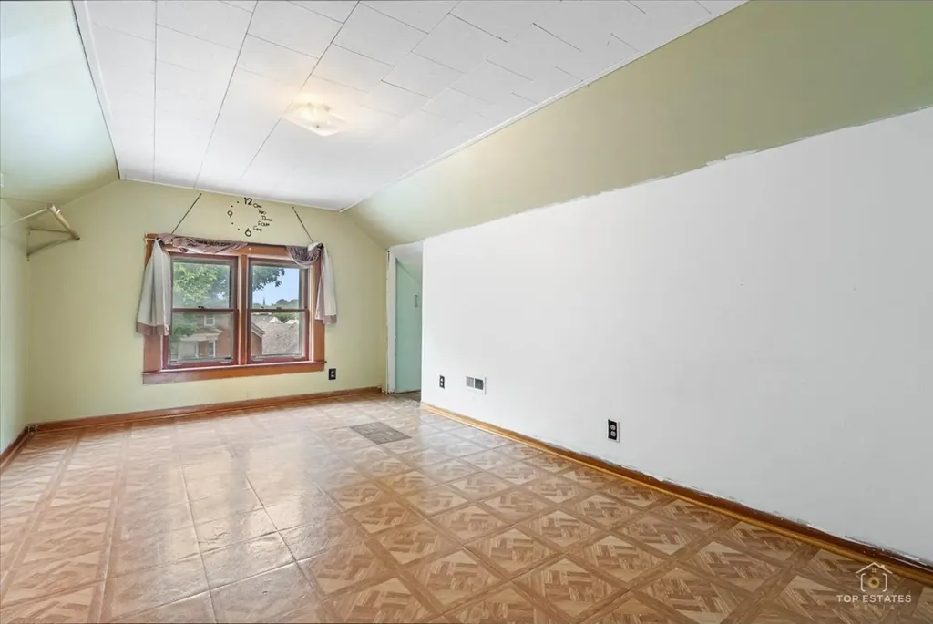 3645 South Wood Street Chicago IL 60609