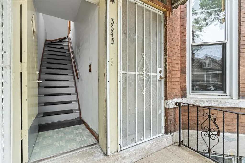 3645 South Wood Street Chicago IL 60609