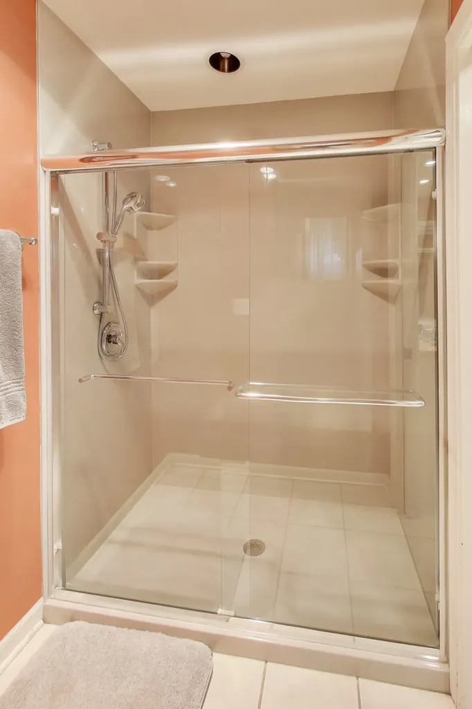 211 Briarwood Pass Oak Brook IL 60523