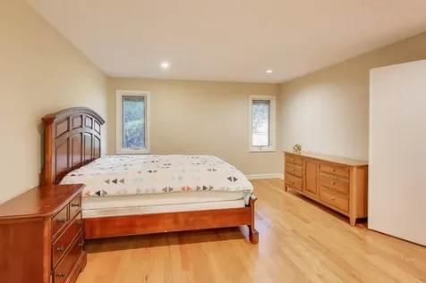 211 Briarwood Pass Oak Brook IL 60523