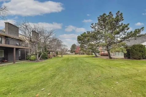 211 Briarwood Pass Oak Brook IL 60523