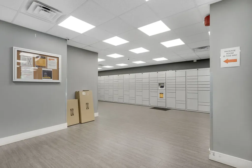 1355 North Sandburg Terrace Chicago IL 60610