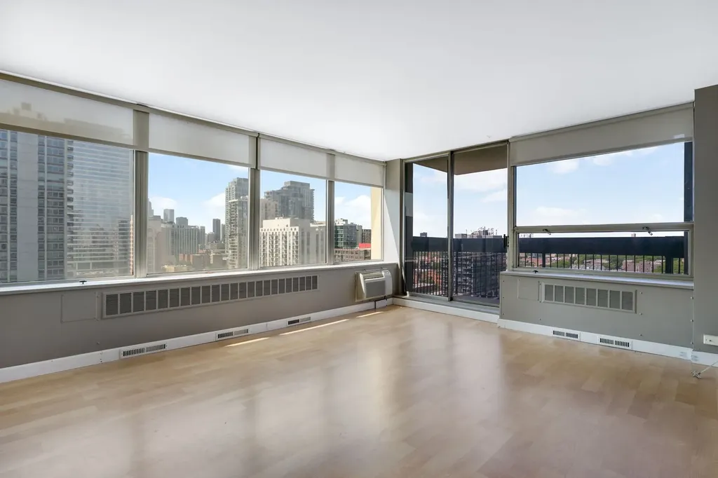 1355 North Sandburg Terrace Chicago IL 60610