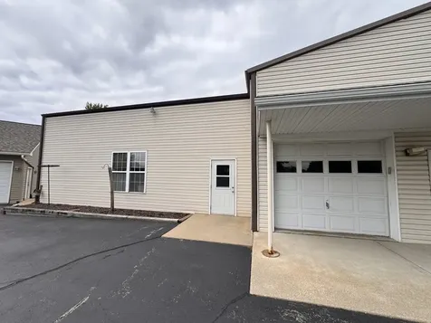 404 Railroad Street Kingston IL 60145