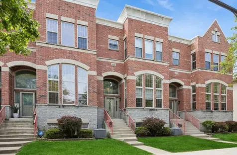 6635 West 64th Place Chicago IL 60638