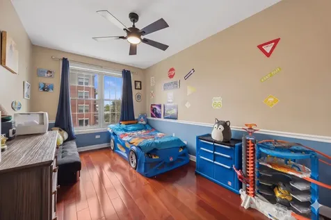 6635 West 64th Place Chicago IL 60638