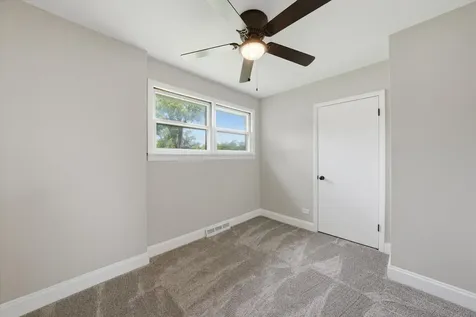 13409 South Komenski Avenue Robbins IL 60472