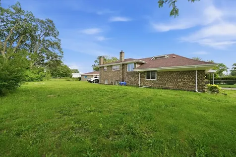 13409 South Komenski Avenue Robbins IL 60472