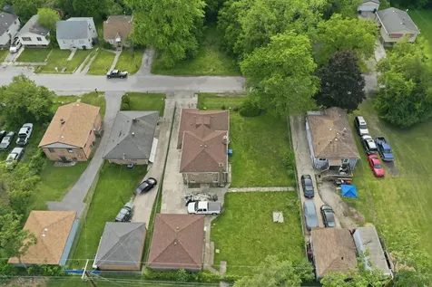 13409 South Komenski Avenue Robbins IL 60472