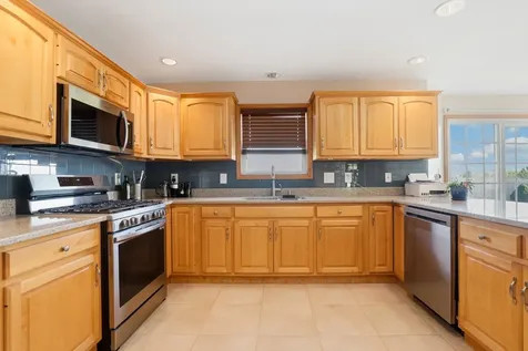 855 White Tail Bend Manteno IL 60950