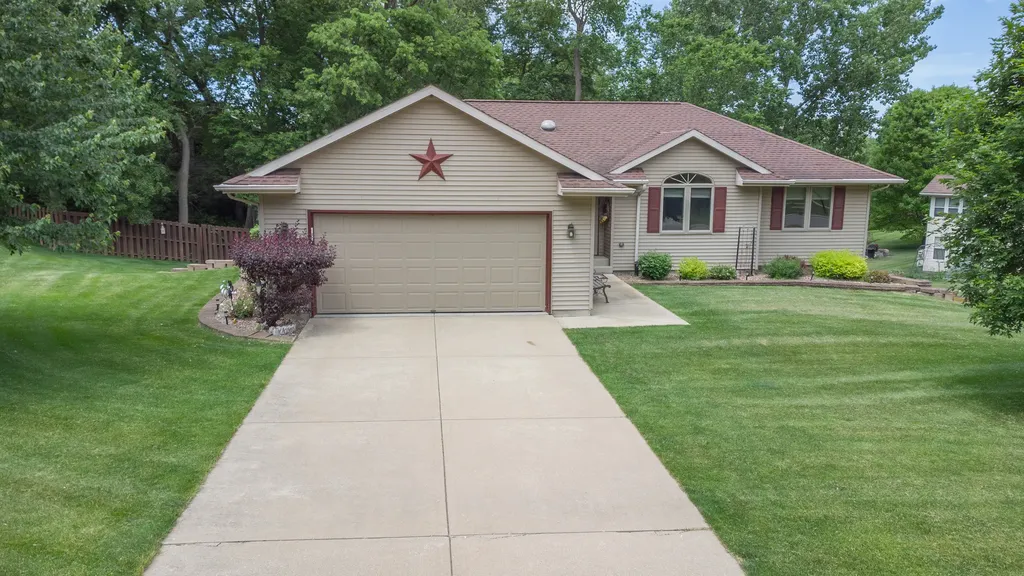 920 Mesa Drive Freeport IL 61032