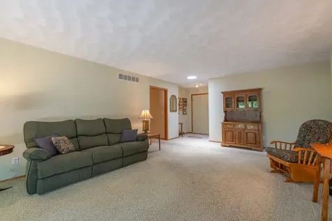 920 Mesa Drive Freeport IL 61032
