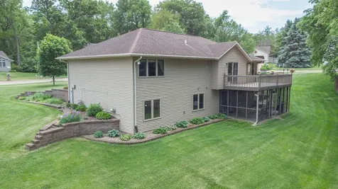 920 Mesa Drive Freeport IL 61032