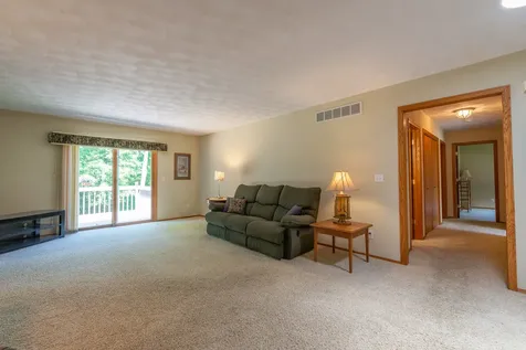 920 Mesa Drive Freeport IL 61032