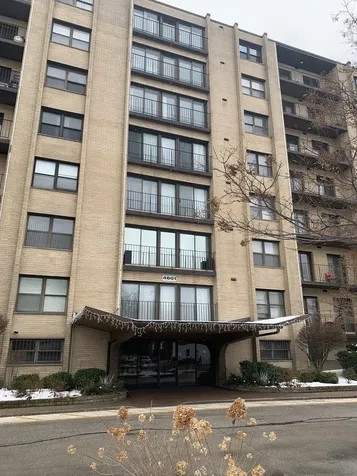 4601 West Touhy Avenue Lincolnwood IL 60712