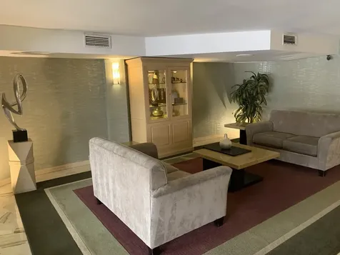 4601 West Touhy Avenue Lincolnwood IL 60712