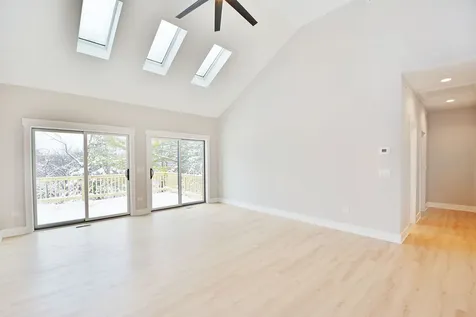 28722 North Madison Avenue Wauconda IL 60084