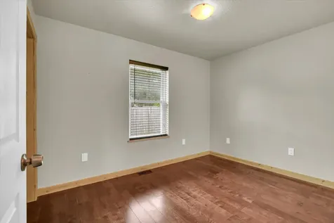 521 North Mcclellan Street Sullivan IL 61951