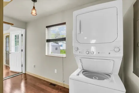 521 North Mcclellan Street Sullivan IL 61951