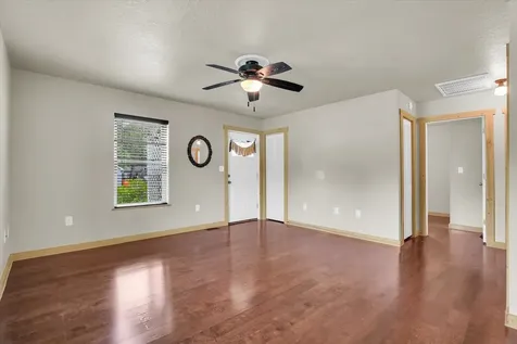 521 North Mcclellan Street Sullivan IL 61951